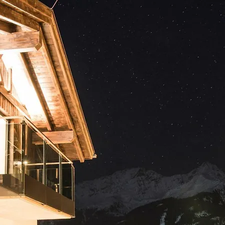 Bergwelten Chalets * Fiss